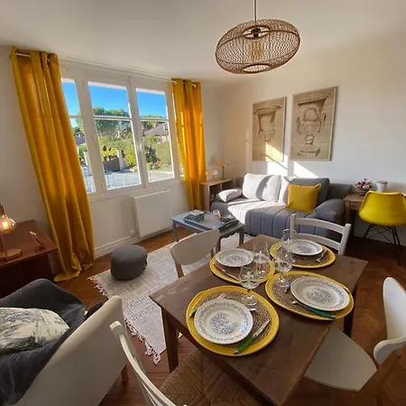 Apartment Moulin#1-yellow'appart - Futuroscope-jardin & Parking Jaunay-Clan
