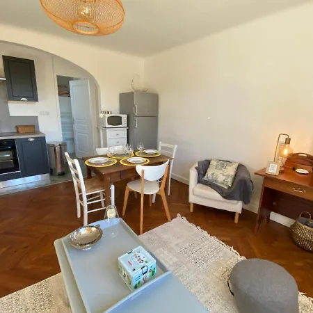 Moulin#1-yellow'appart - Futuroscope-jardin & Parking 若奈克兰